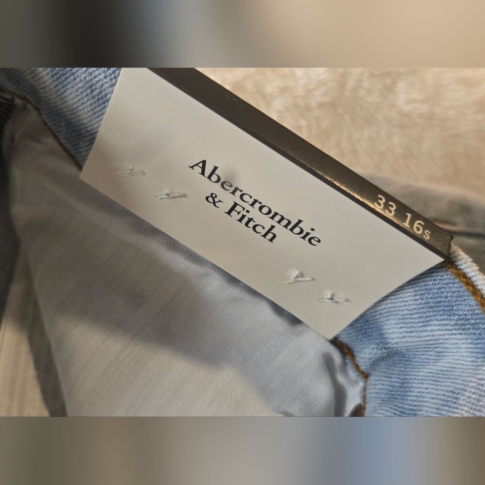 Never Worn Ultra High Rise Ankle Straight Abercrombie & Fitch Jeans - Picture 5 of 5